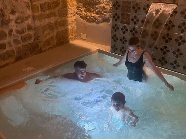 تختخواب و صبحانه Locanda Sette Fate Spa E Solarium