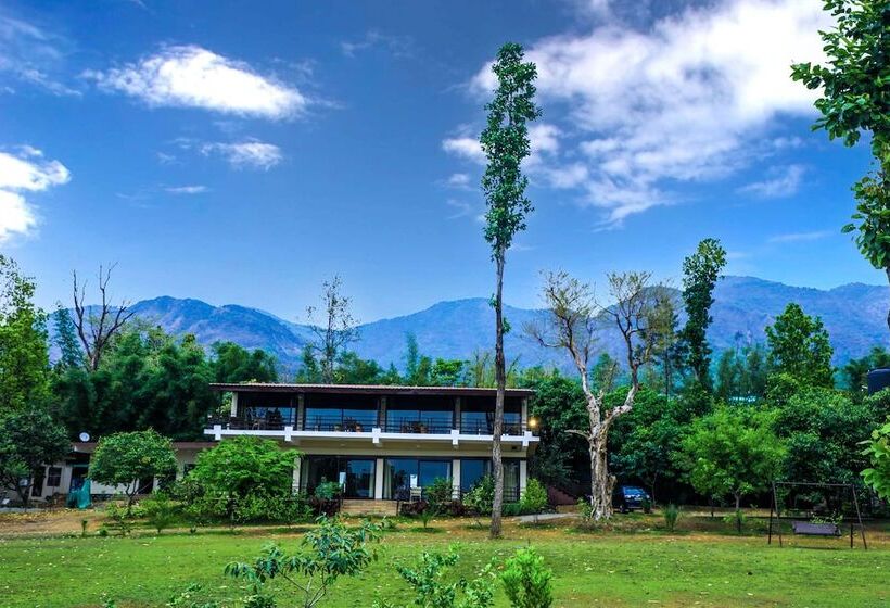 هتل Hideaway By Aahma