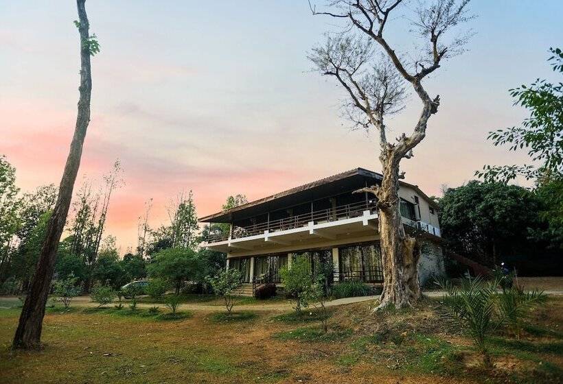 هتل Hideaway By Aahma