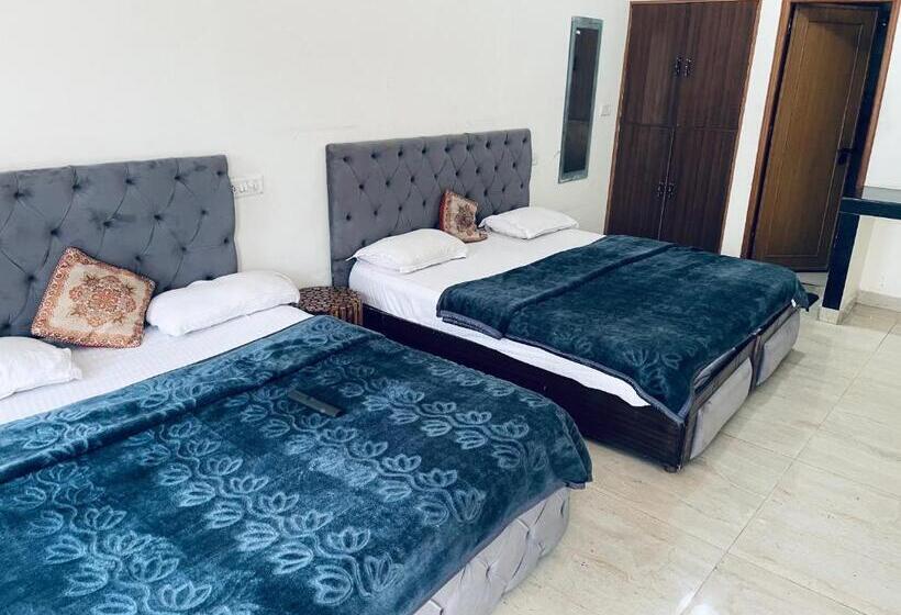 Hotel House Of Lights