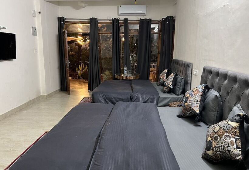 Hotel House Of Lights