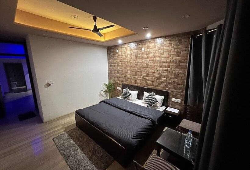 Hotel House Of Lights