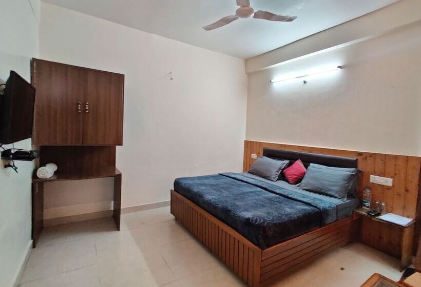 Hotel House Of Lights