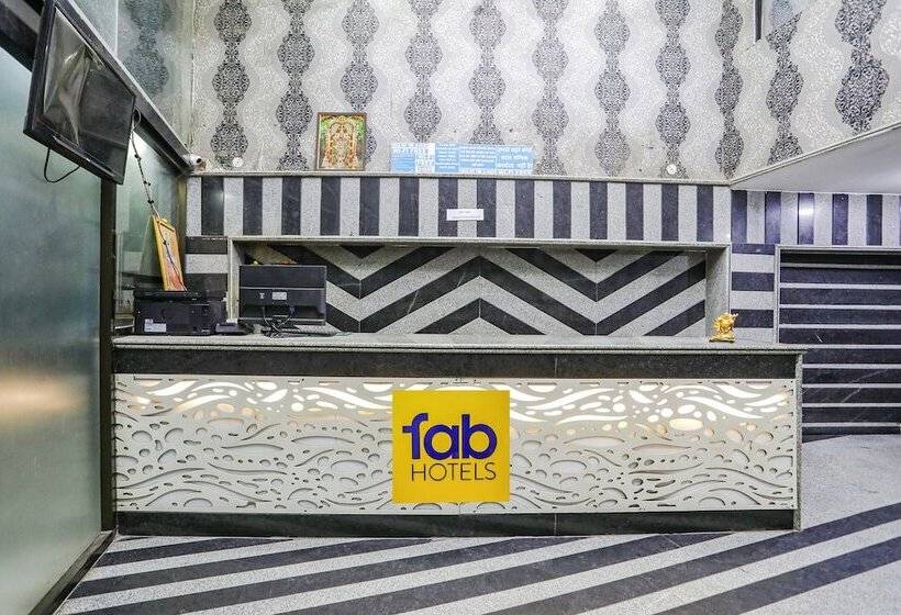 בית מלון כפרי Fabexpress Arjun Imperial