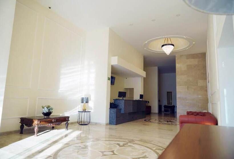 هتل Real De La Peña Ezequiel Montes