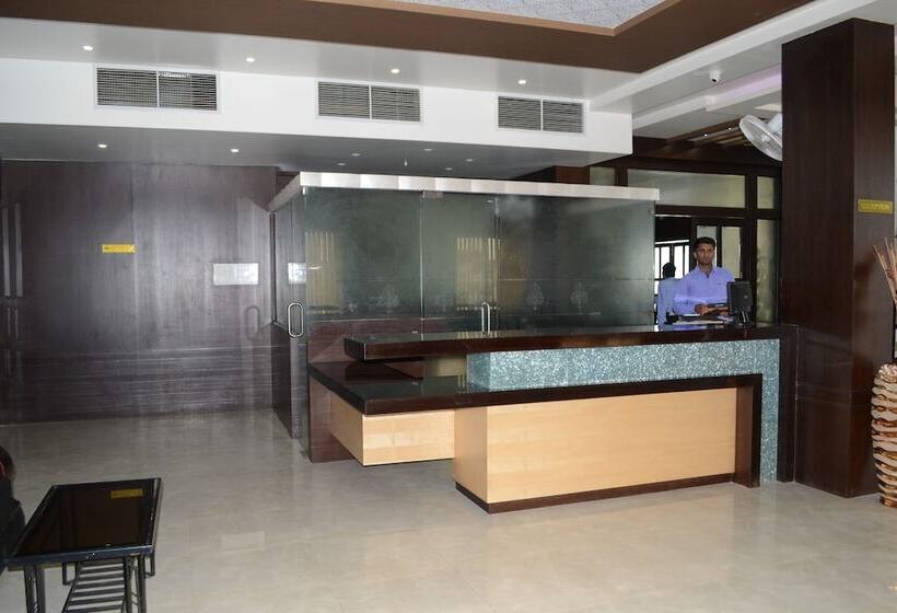 בית מלון כפרי The Grand Rajwada