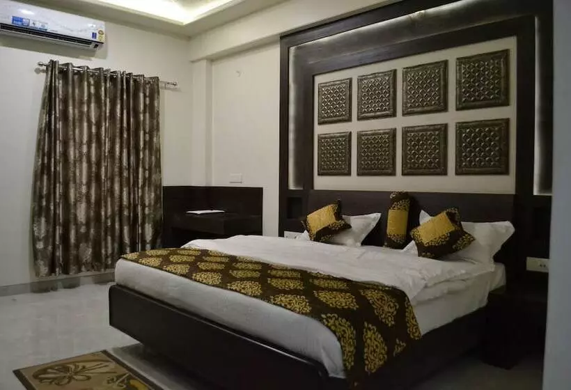 Hotelli The Grand Rajwada