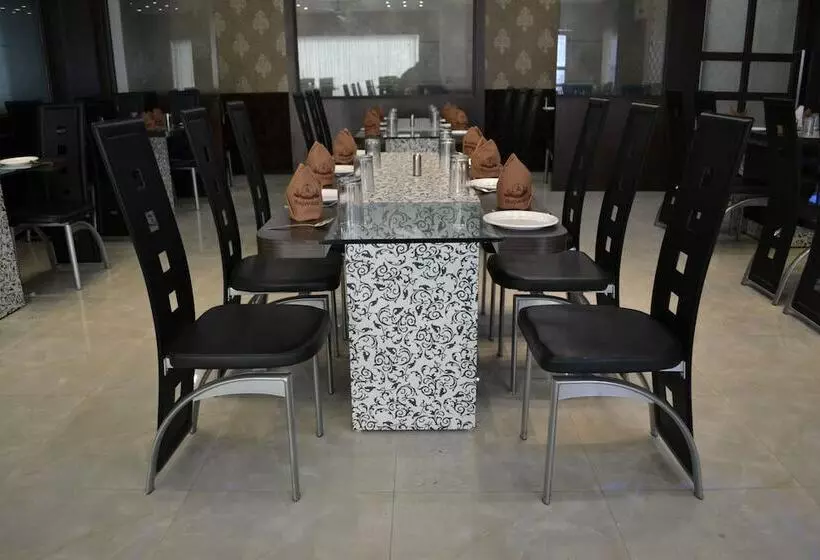 Hotelli The Grand Rajwada