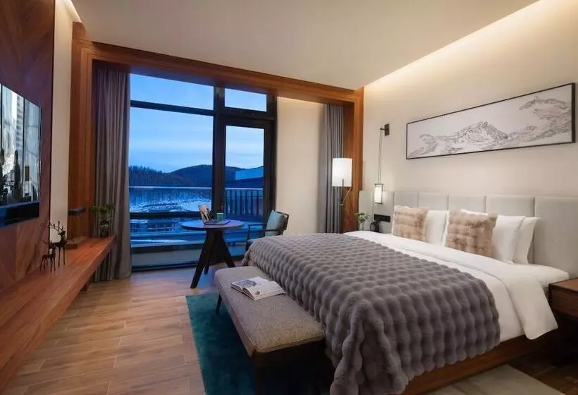 Oakwood Suites Chongli