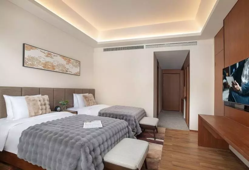 Oakwood Suites Chongli