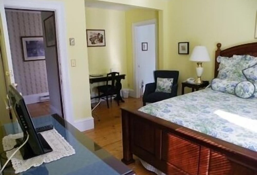 The Colonel S In B&b