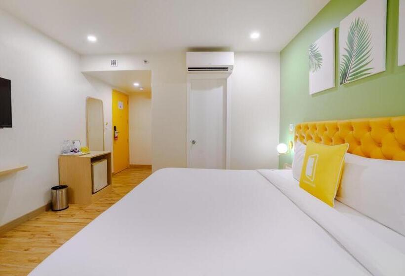 Bloom Hotel   Karol Bagh