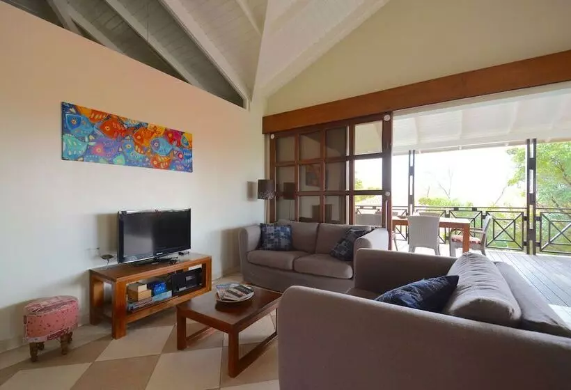 Blue Bay Beach Villas