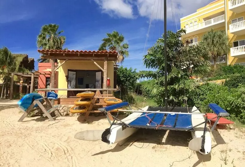 Blue Bay Beach Villas