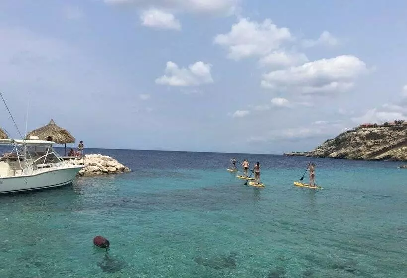 Blue Bay Beach Villas