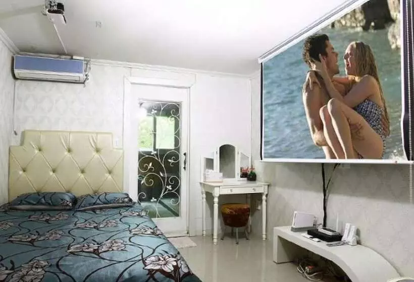 Chuncheon Louis Pension