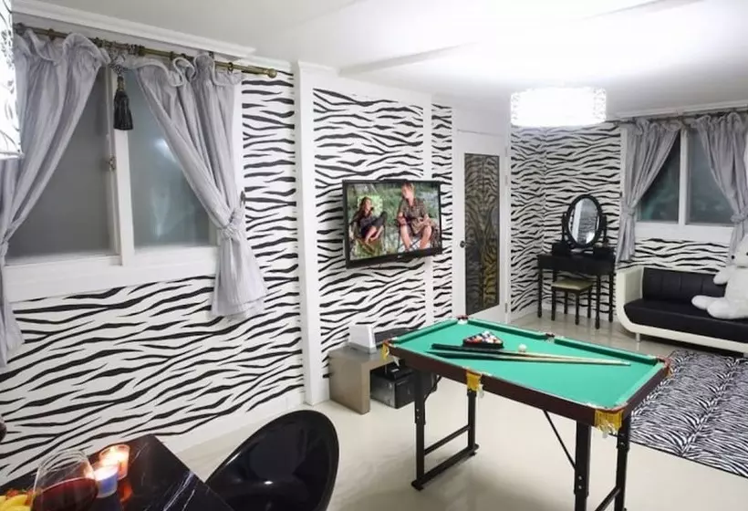 Chuncheon Louis Pension