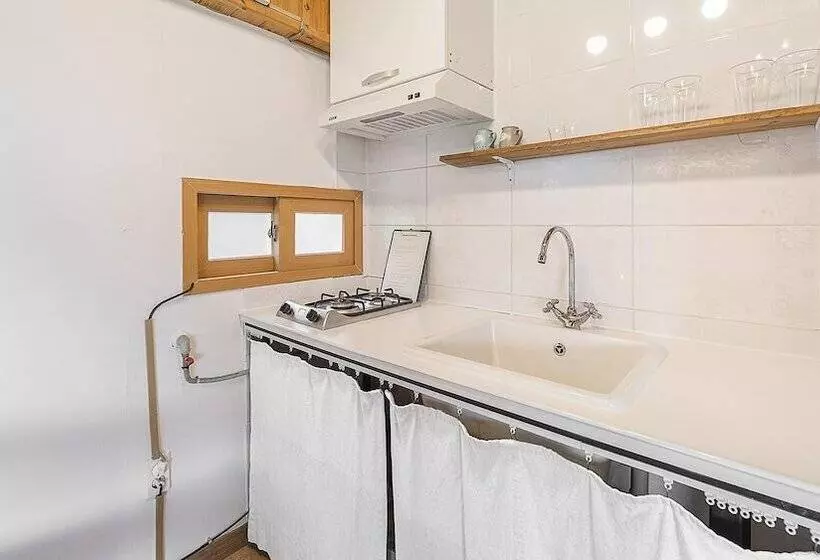 Sokcho Donbangseock Pension