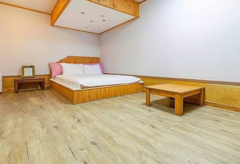 Gapyeong Namueuikkum Pension