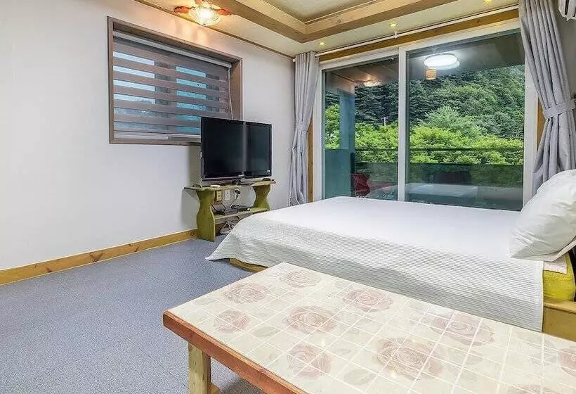 Gapyeong Namueuikkum Pension