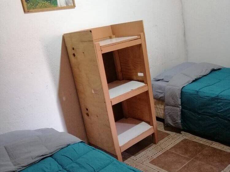 Hostal La Casa Blanca