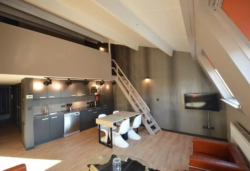 ホテル Amosa Liège City Centre Apart - Donceel 6