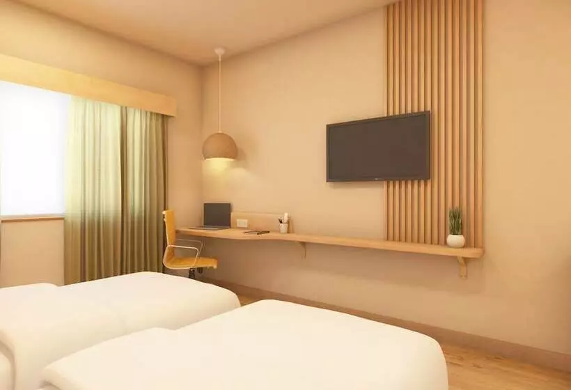 Bloom Hotel   Karol Bagh