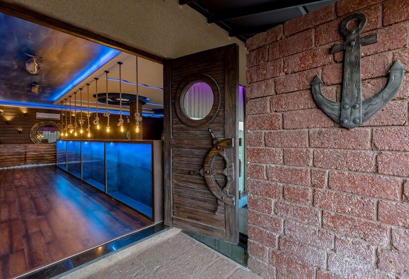 Hotelli Dio Regaalo Theme Resort