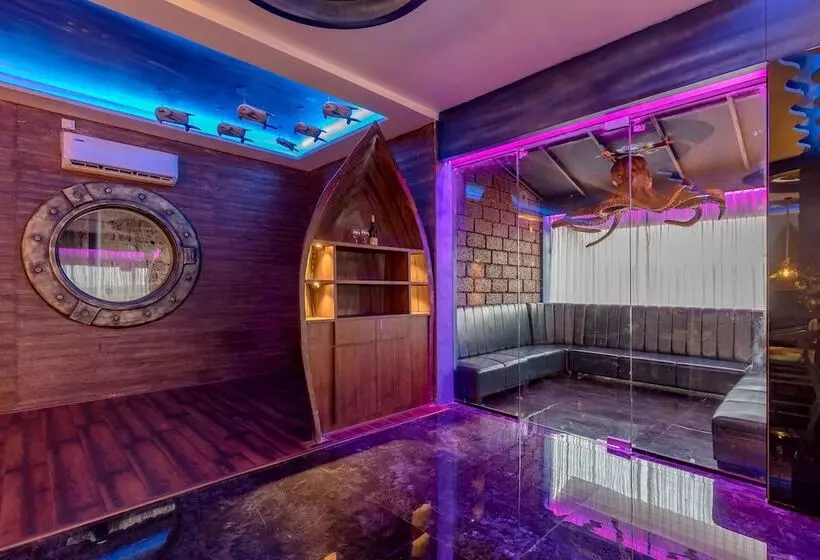 Hotelli Dio Regaalo Theme Resort