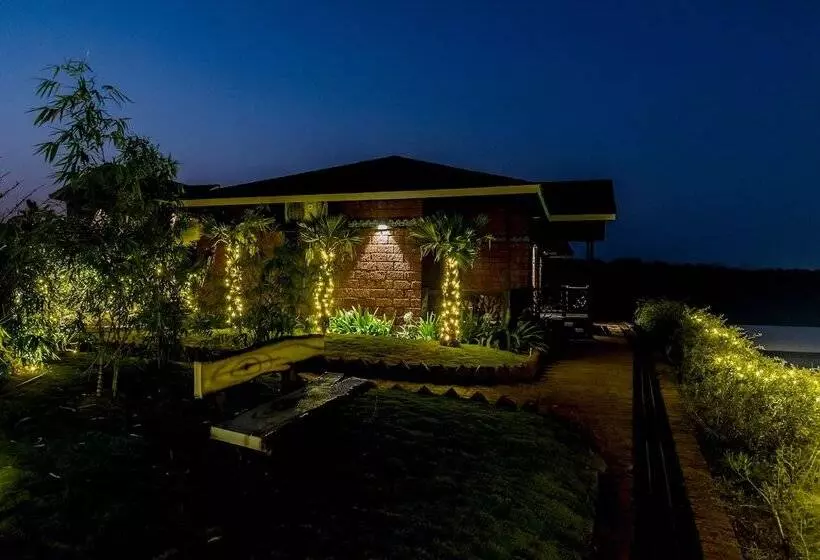 Hotelli Dio Regaalo Theme Resort