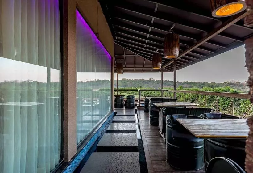 Hotelli Dio Regaalo Theme Resort