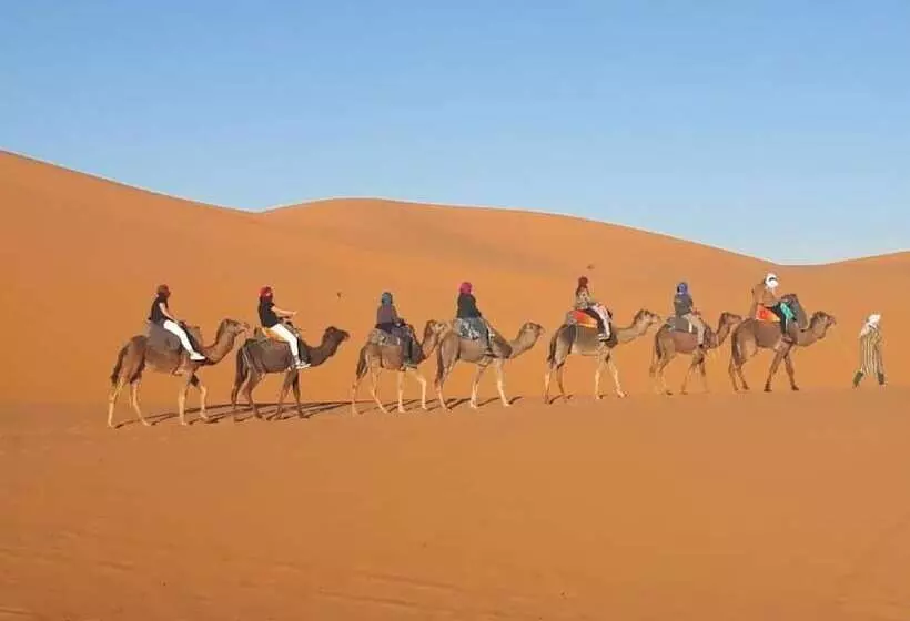 هتل Etoile Sahara Camp