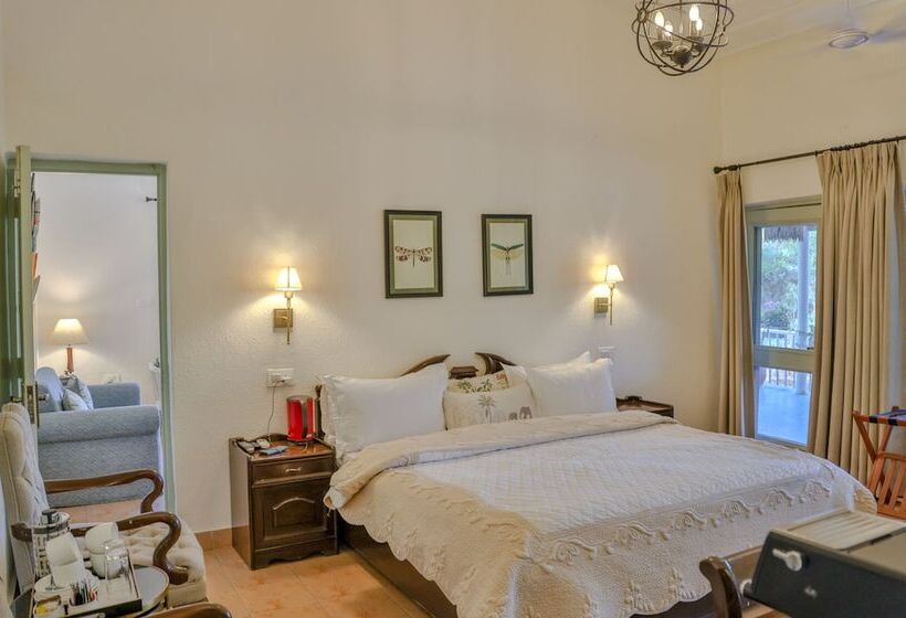 هتل Fhr Wilderness Lodge Chandigarh By Tutc