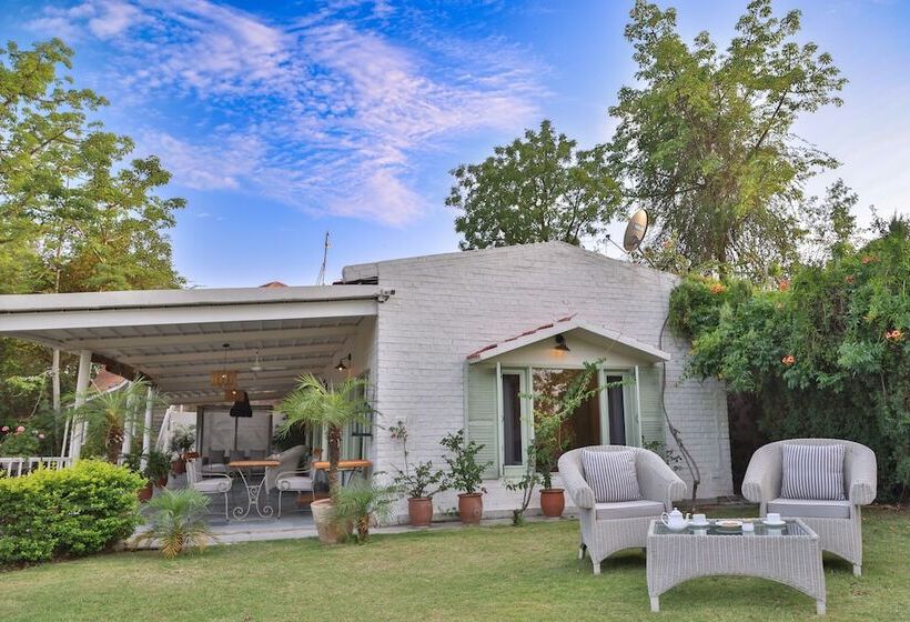 هتل Fhr Wilderness Lodge Chandigarh By Tutc