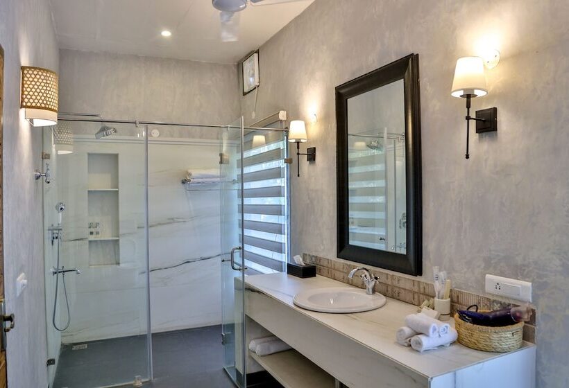 هتل Fhr Wilderness Lodge Chandigarh By Tutc