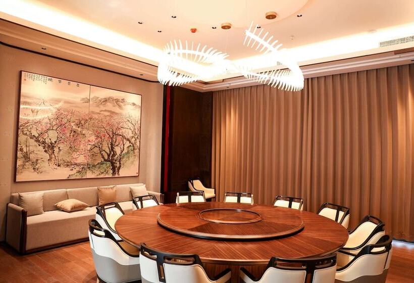 Otel Howard Johnson By Wyndham Bole Plaza Chengwu