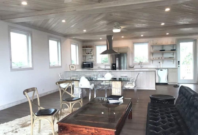 La Bougainvillea Hotel And Villas