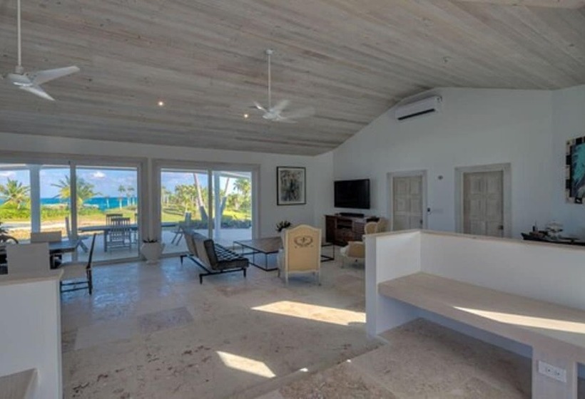 La Bougainvillea Hotel And Villas