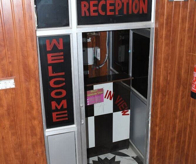 Szálloda Mountain View And Rooftop Restaurant