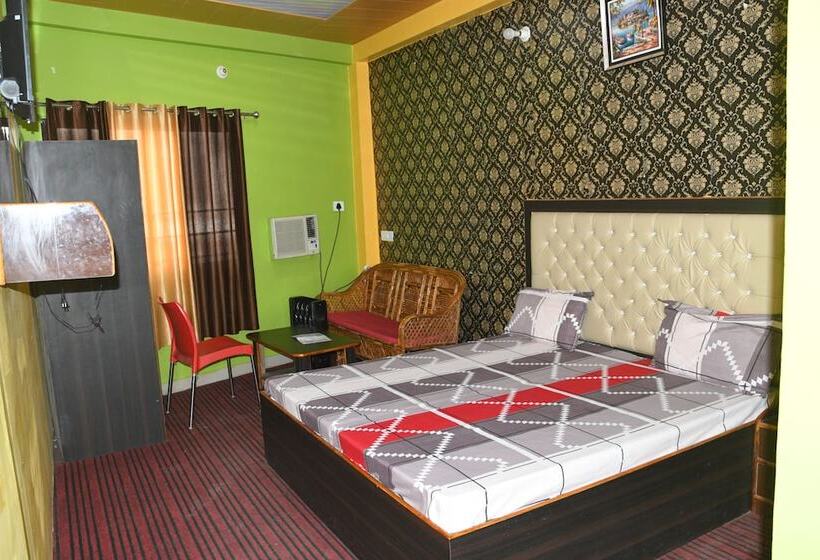 Szálloda Mountain View And Rooftop Restaurant