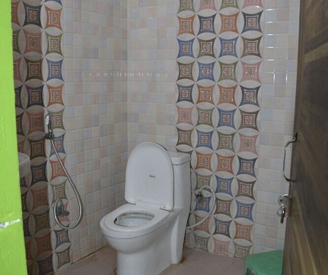 Szálloda Mountain View And Rooftop Restaurant