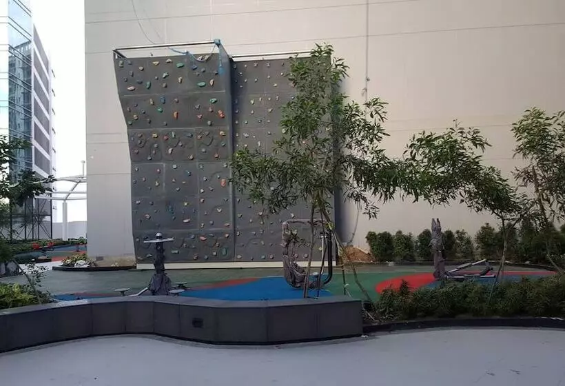 هتل One Pacific Residence By Hiverooms