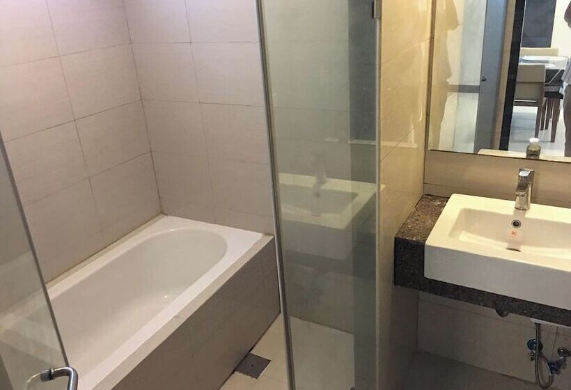 בית מלון כפרי One Pacific Residence By Hiverooms