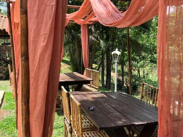 Otel Pousada Rancho Flores