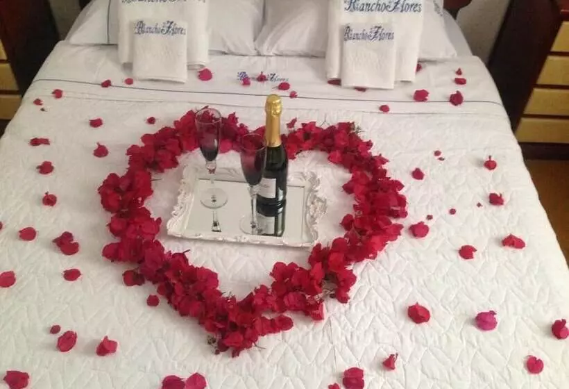 Hotelli Pousada Rancho Flores