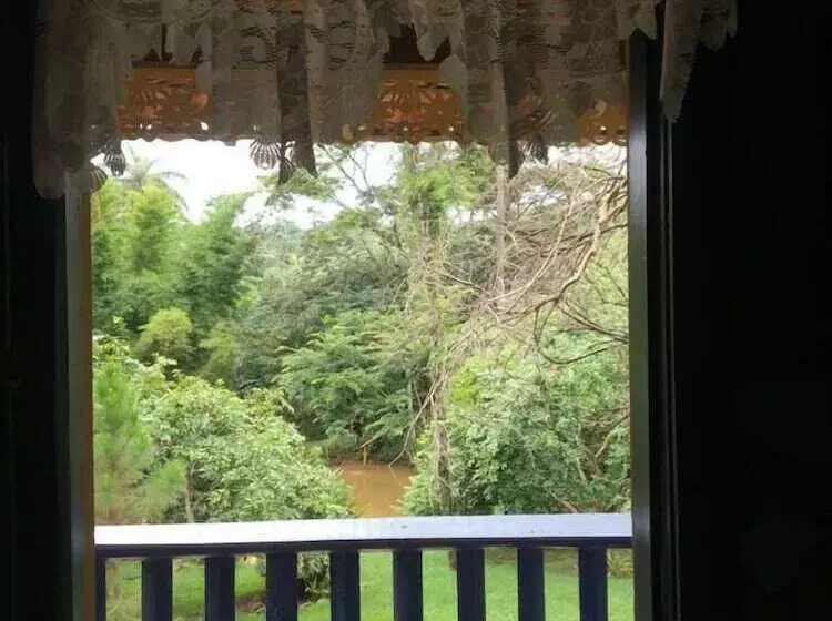 Hotelli Pousada Rancho Flores