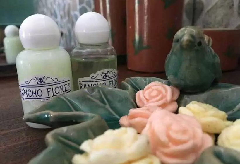 Hotelli Pousada Rancho Flores