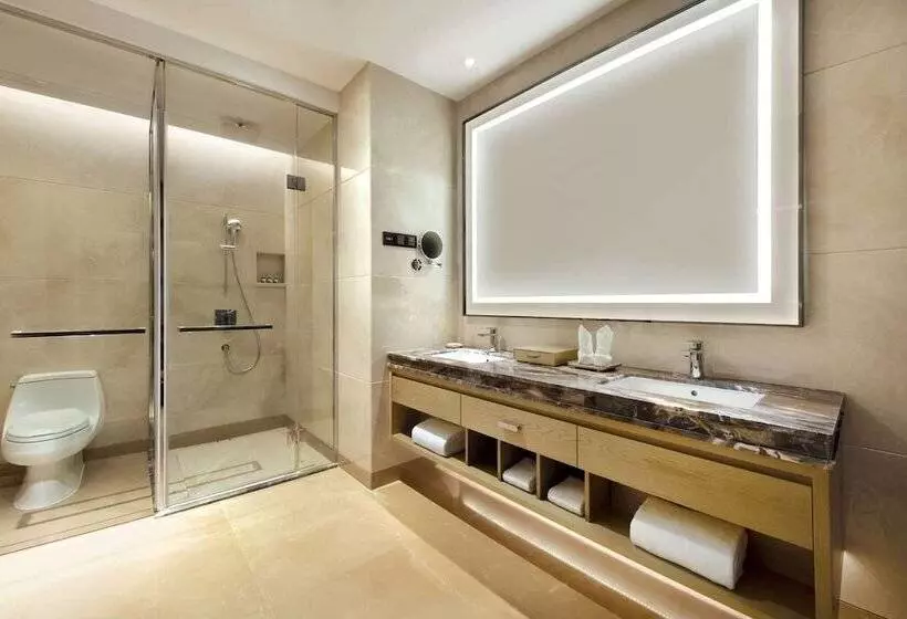 Hotelli Ramada Plaza By Wyndham Dongguan Songshan Lake