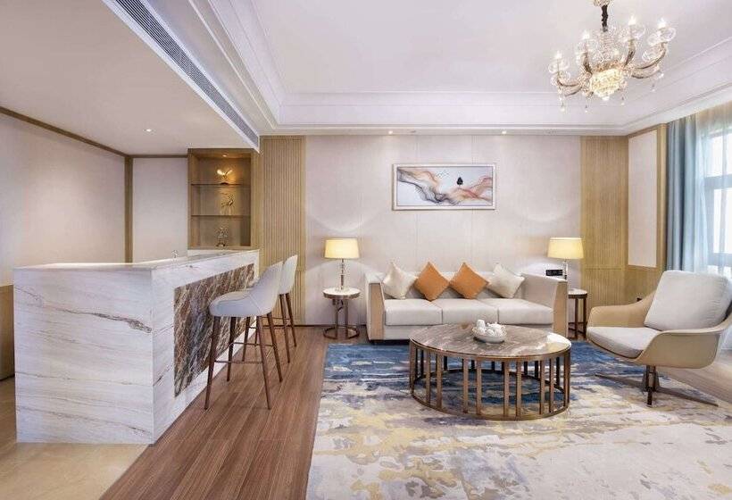 Otel Ramada Plaza By Wyndham Dongguan Songshan Lake