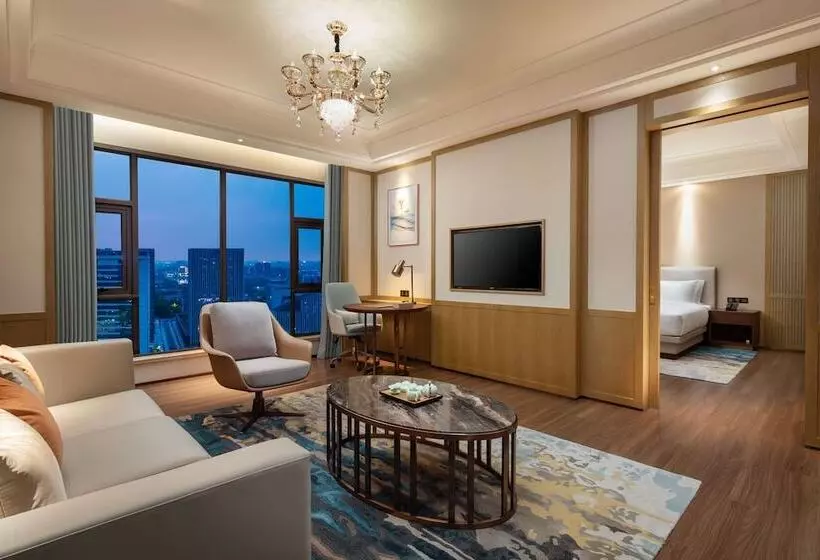 Hotelli Ramada Plaza By Wyndham Dongguan Songshan Lake